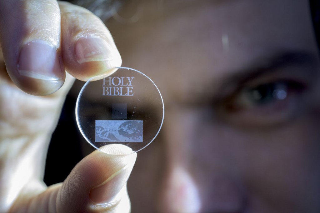 The Superman memory crystal’s storage capacity is 1.5 billion times that of the 2013 experiment. (The University of Southampton)