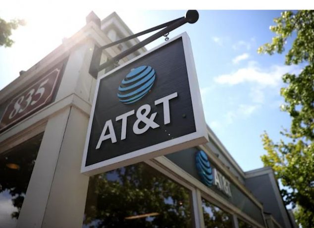 Facebook and AT&T team up for augmented reality experiences